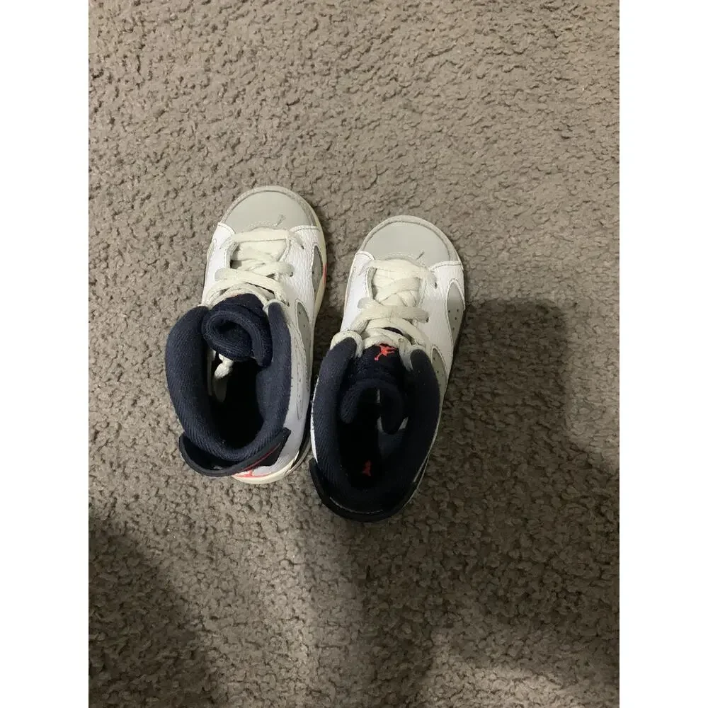Size 8c- Air Jordan 6 Retro Tinker White/Infrared 23 TD Toddler 384667 104